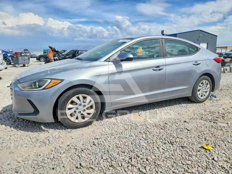 2017 Hyundai Elantra photo