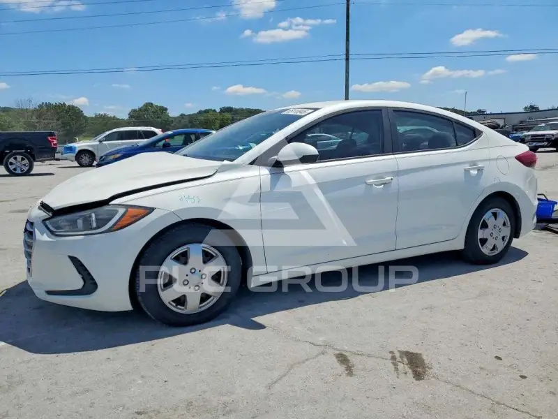 2017 Hyundai Elantra фото