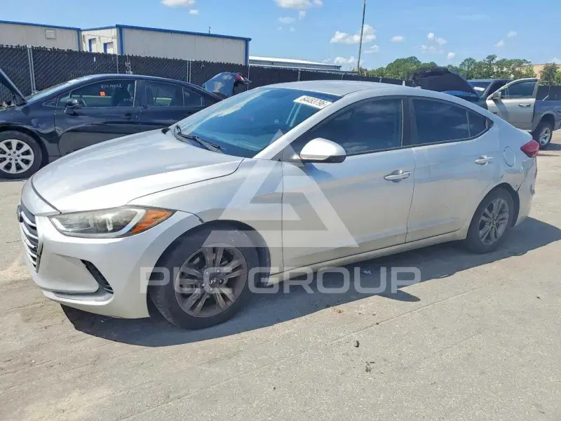2017 Hyundai Elantra photo