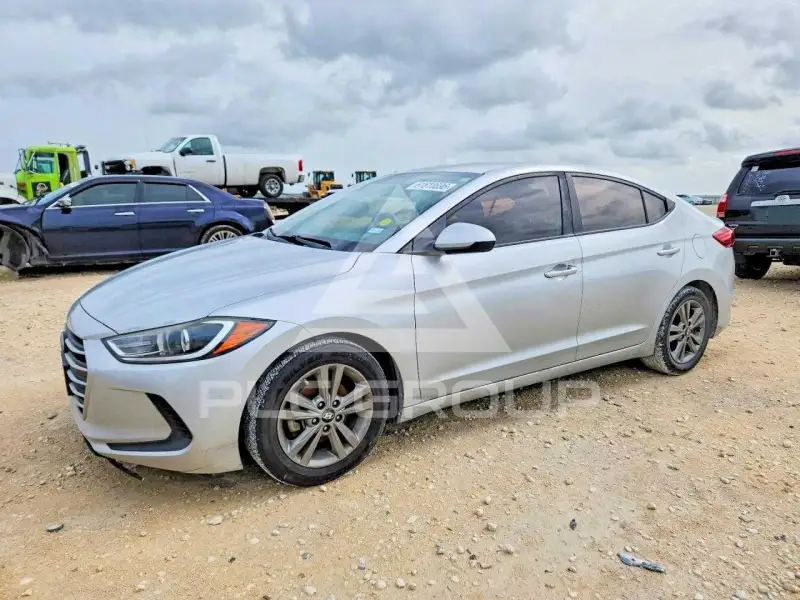 2017 Hyundai Elantra photo