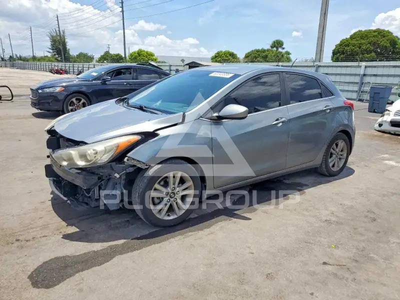 2017 Hyundai Elantra photo