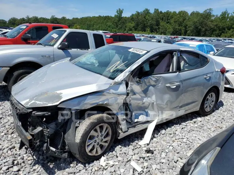 2017 Hyundai Elantra фото