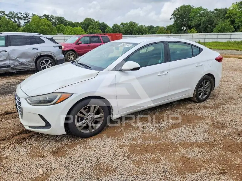 2017 Hyundai Elantra фото