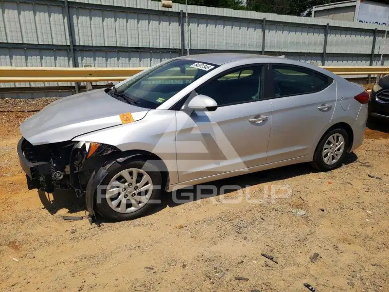 2017 Hyundai Elantra photo