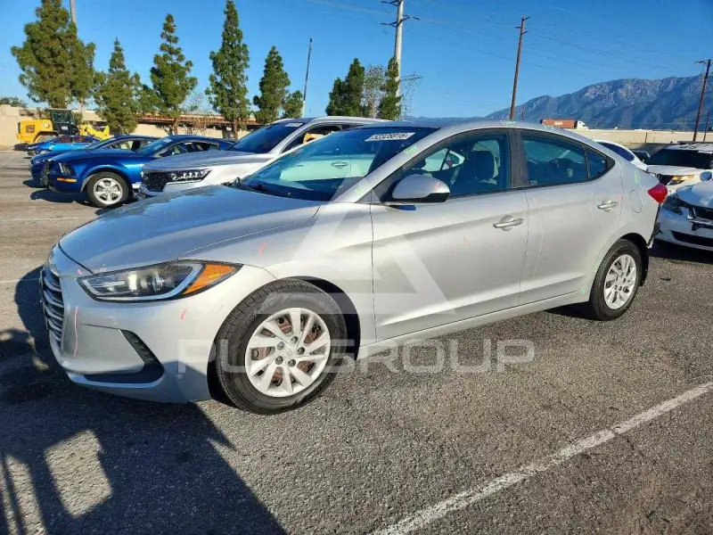 2017 Hyundai Elantra фото