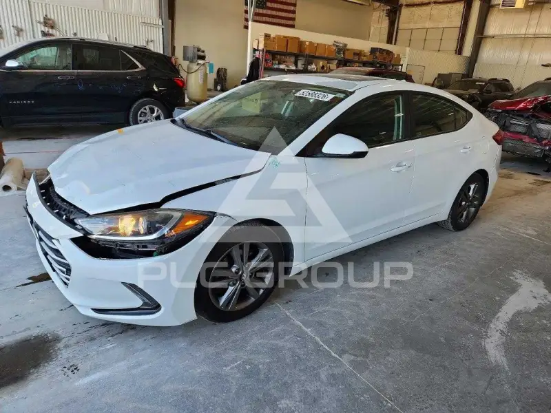2017 Hyundai Elantra фото