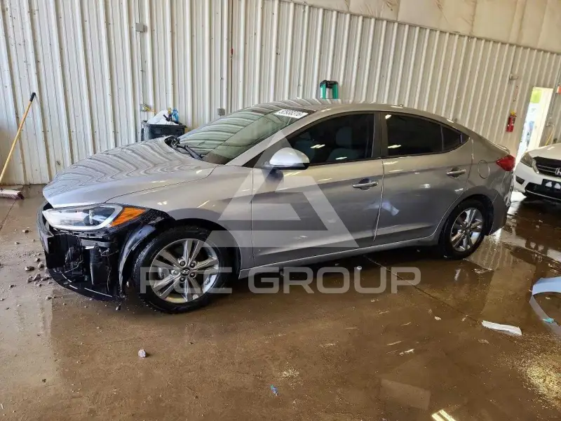 2017 Hyundai Elantra photo