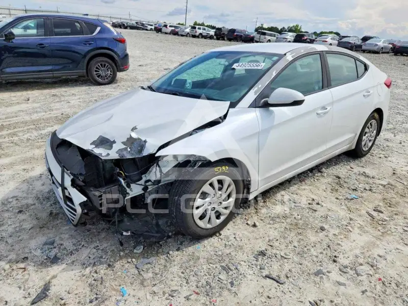 2017 Hyundai Elantra photo