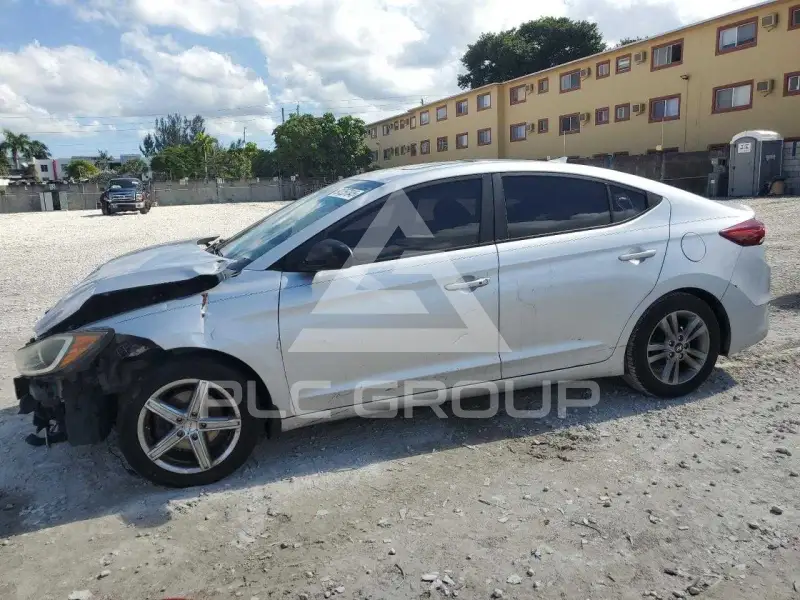 2017 Hyundai Elantra фото