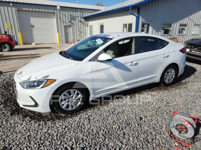 2017 Hyundai Elantra фото