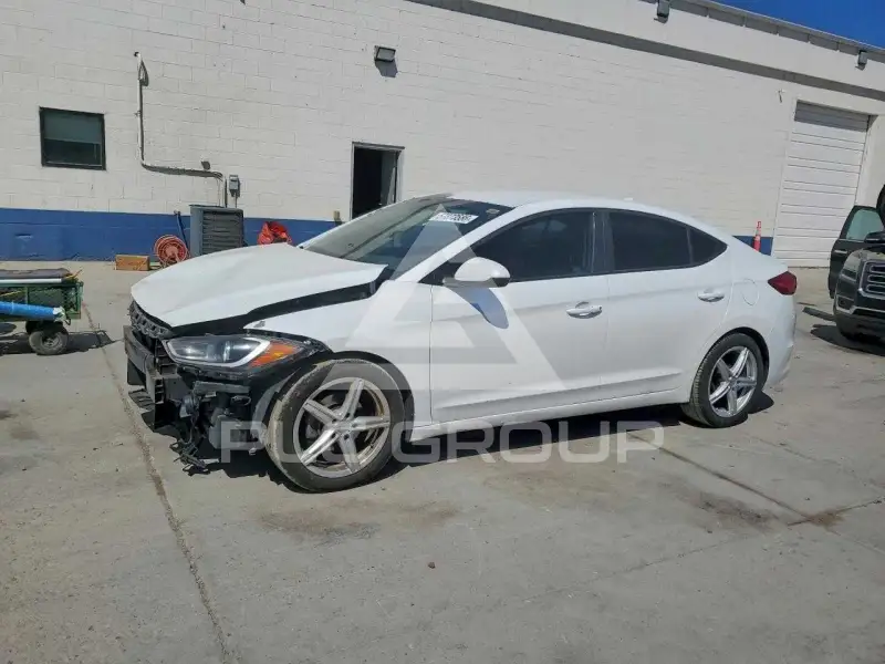 2017 Hyundai Elantra фото