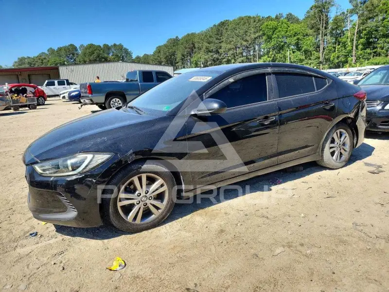 2017 Hyundai Elantra photo