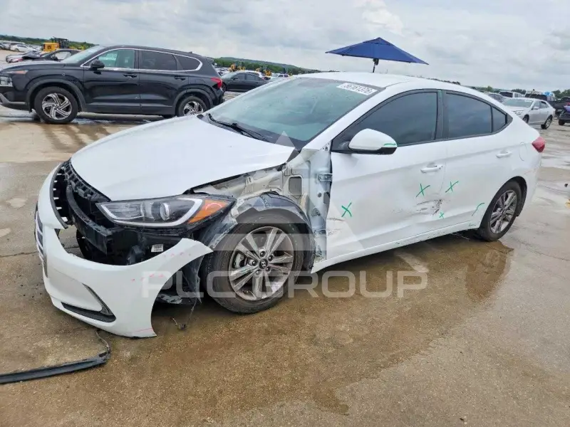 2017 Hyundai Elantra photo