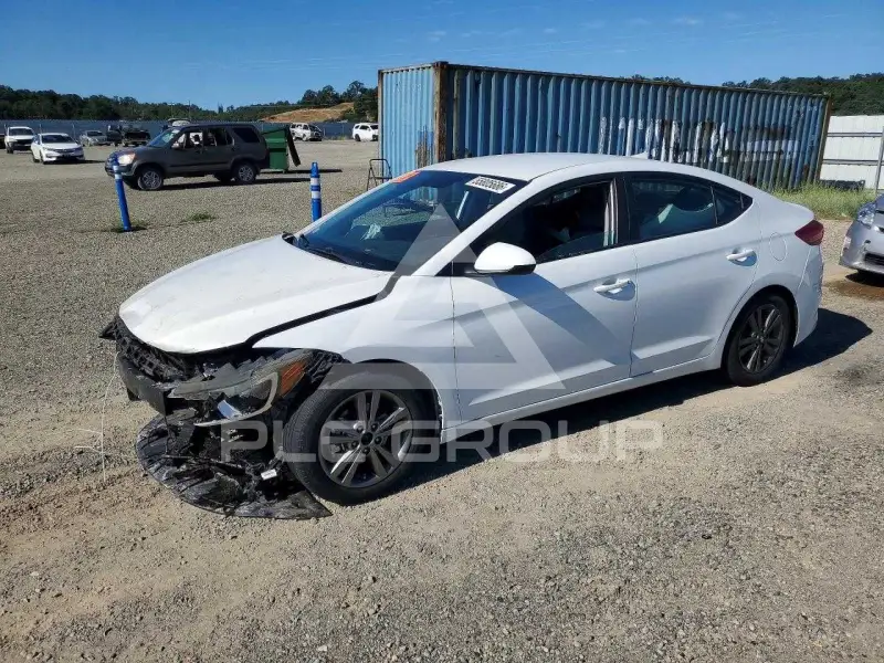 2017 Hyundai Elantra фото