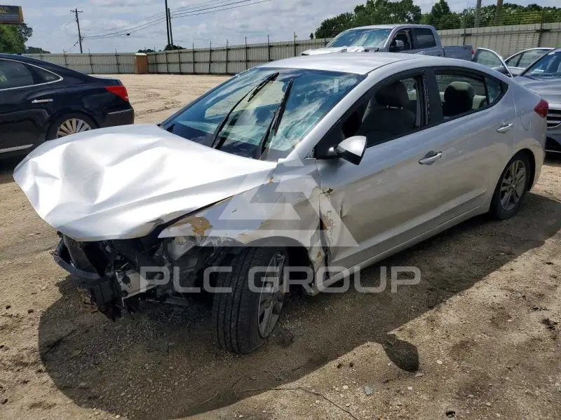 2017 Hyundai Elantra фото