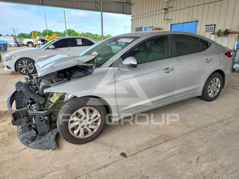 2017 Hyundai Elantra фото