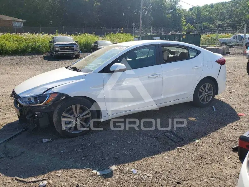 2017 Hyundai Elantra photo