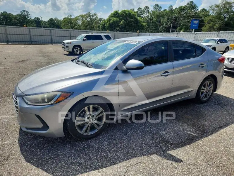 2017 Hyundai Elantra photo
