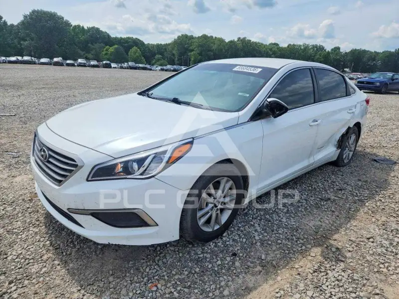 2017 Hyundai Elantra photo