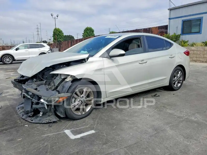 2017 Hyundai Elantra photo