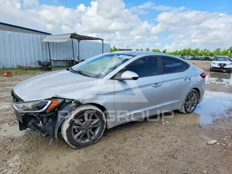 2017 Hyundai Elantra photo
