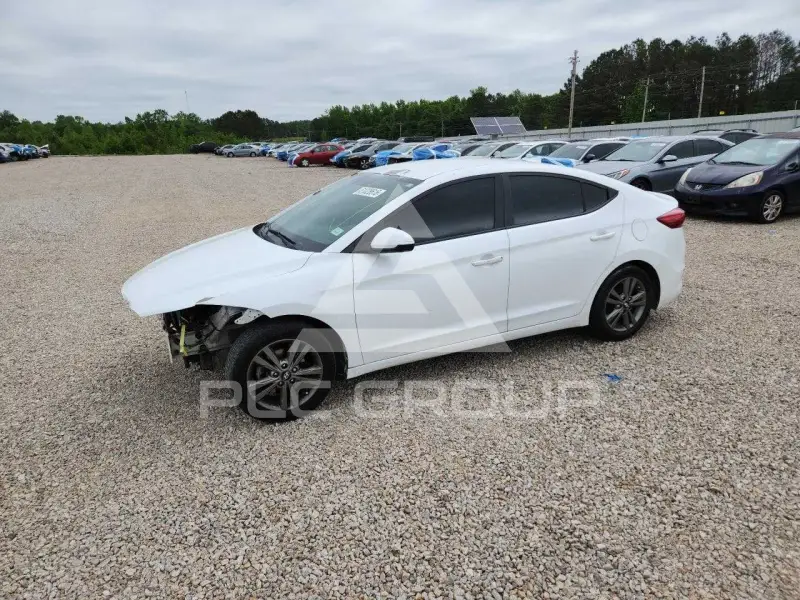 2017 Hyundai Elantra photo