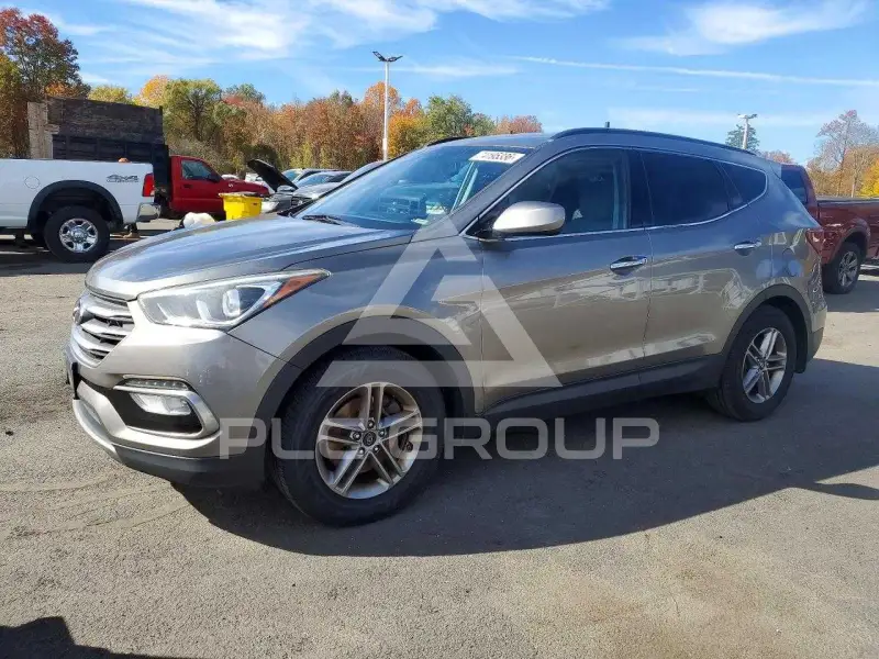 2017 Hyundai Santa Fe photo