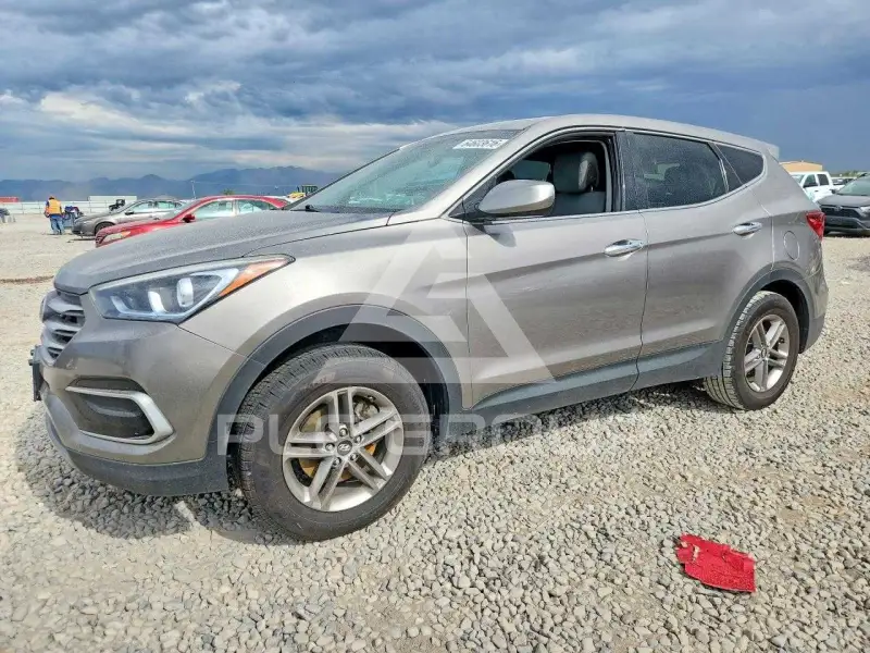 2017 Hyundai Santa Fe photo