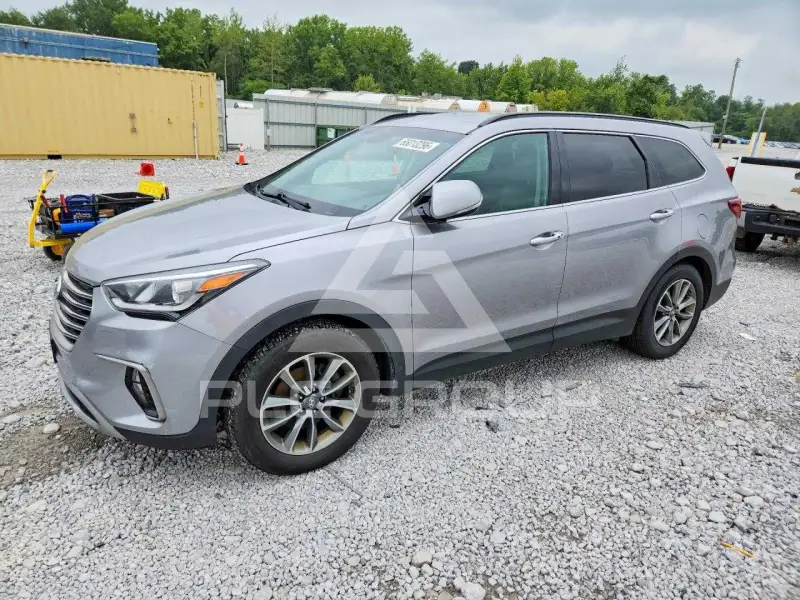 2017 Hyundai Santa Fe photo