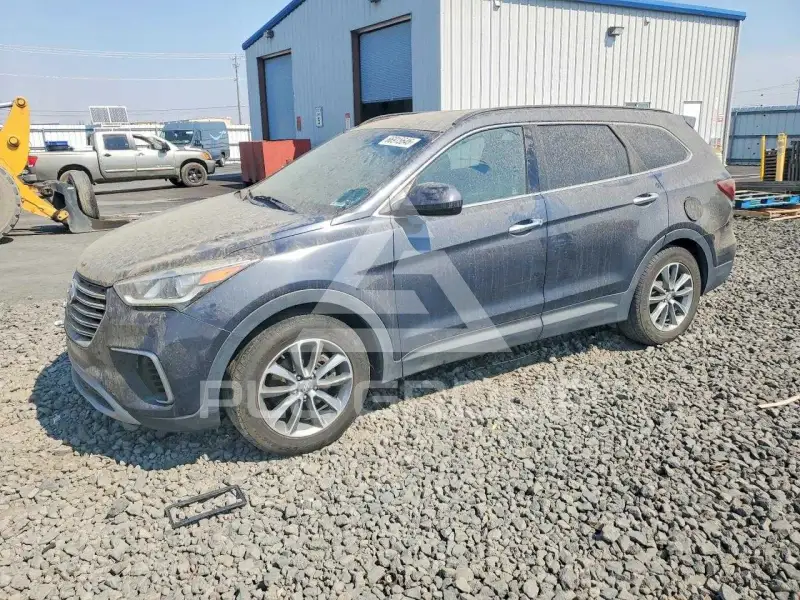 2017 Hyundai Santa Fe photo