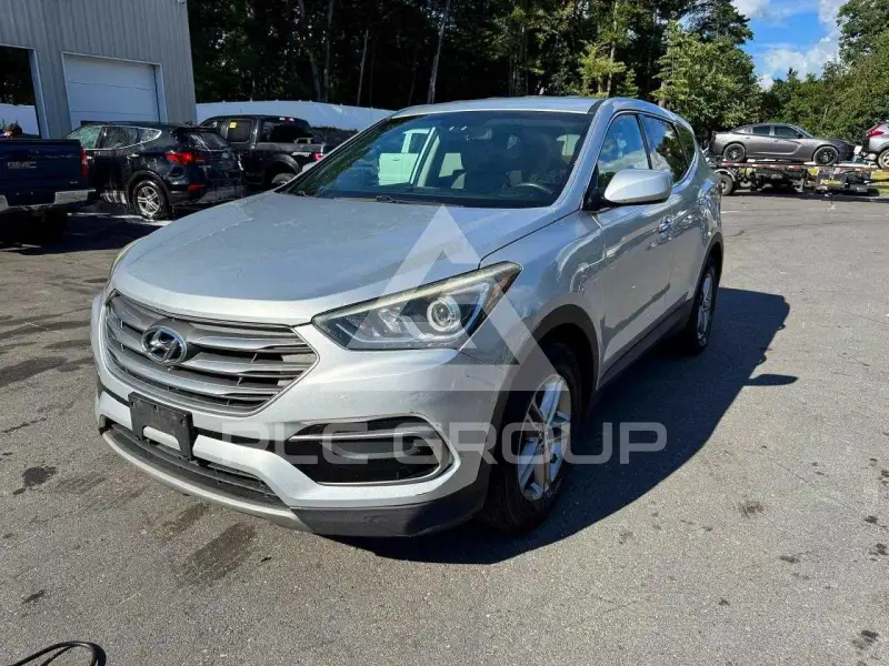 2017 Hyundai Santa Fe photo