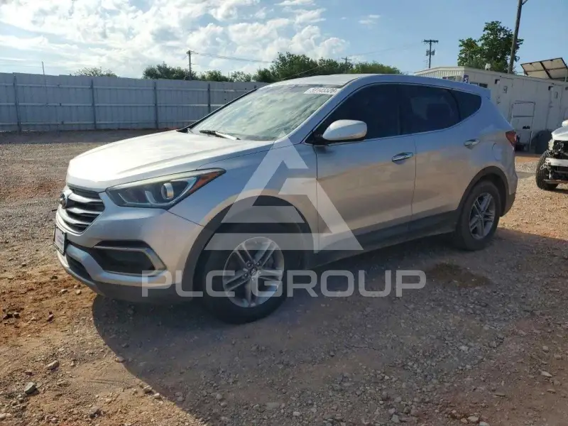 2017 Hyundai Santa Fe photo