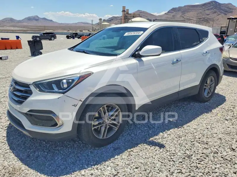 2017 Hyundai Santa Fe photo