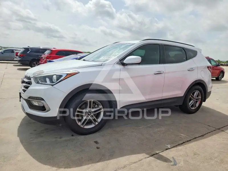 2017 Hyundai Santa Fe photo
