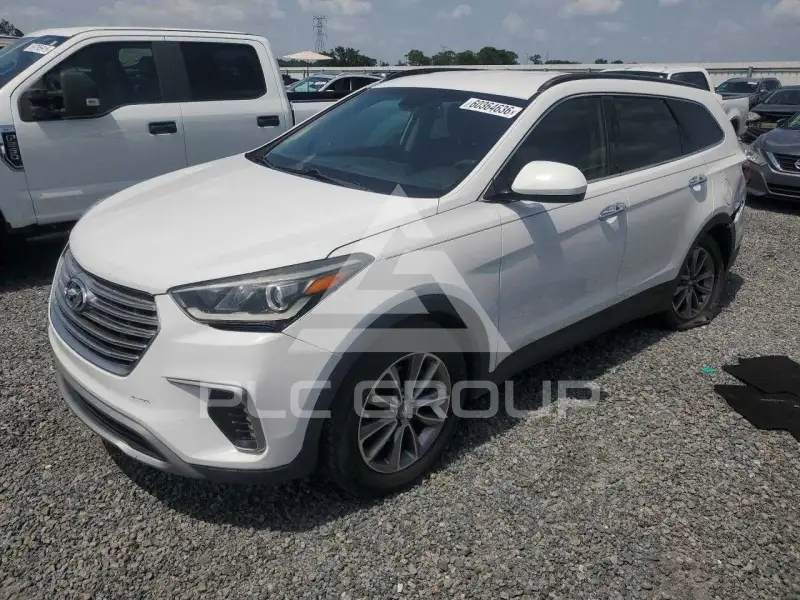2017 Hyundai Santa Fe photo