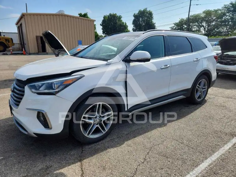 2017 Hyundai Santa Fe photo