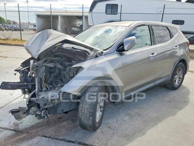 2017 Hyundai Santa Fe photo