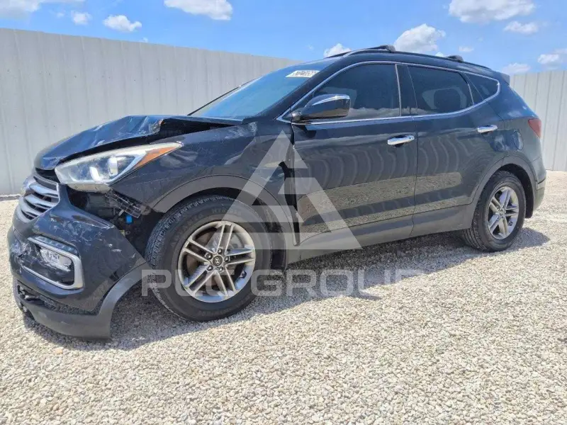 2017 Hyundai Santa Fe photo