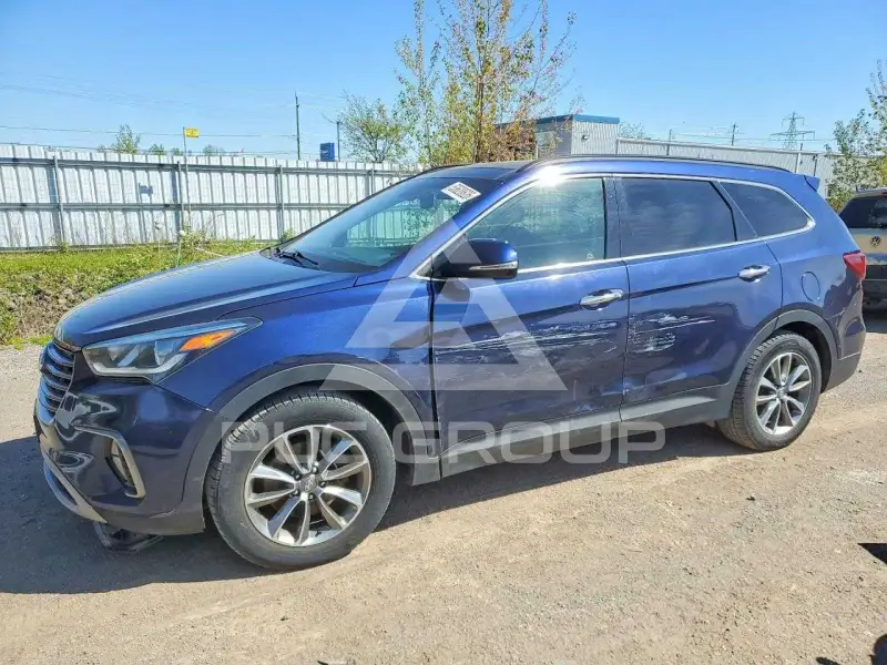 2017 Hyundai Santa Fe photo