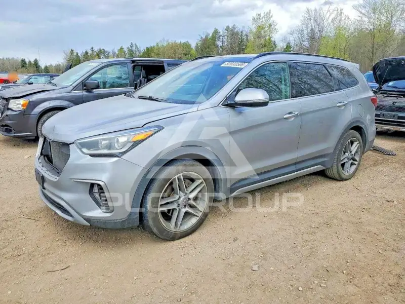 2017 Hyundai Santa Fe photo
