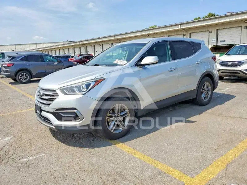 2017 Hyundai Santa Fe photo