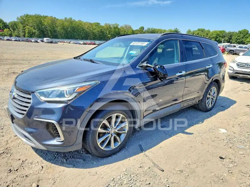 2017 Hyundai Santa Fe photo