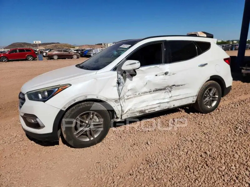 2017 Hyundai Santa Fe photo