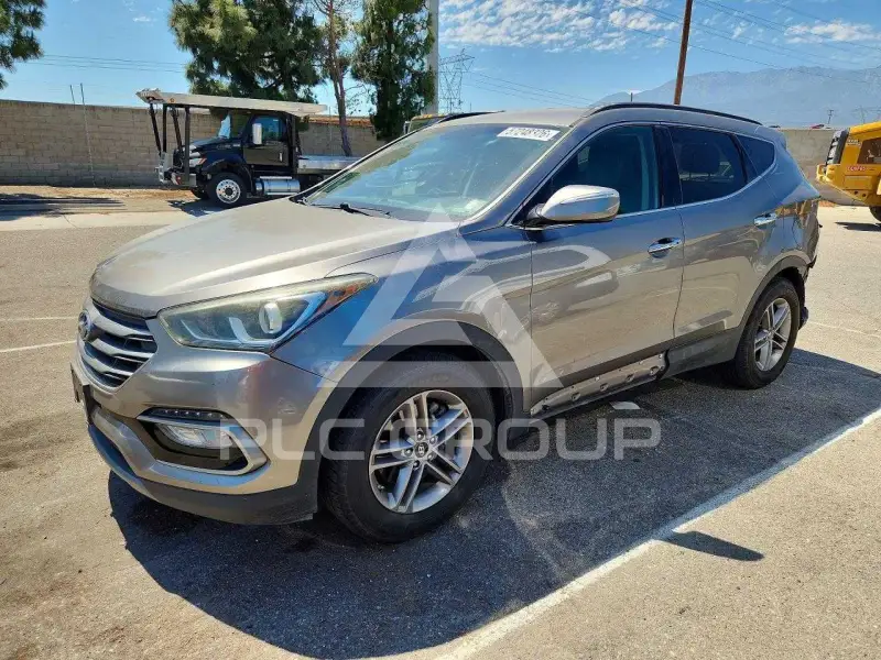 2017 Hyundai Santa Fe photo