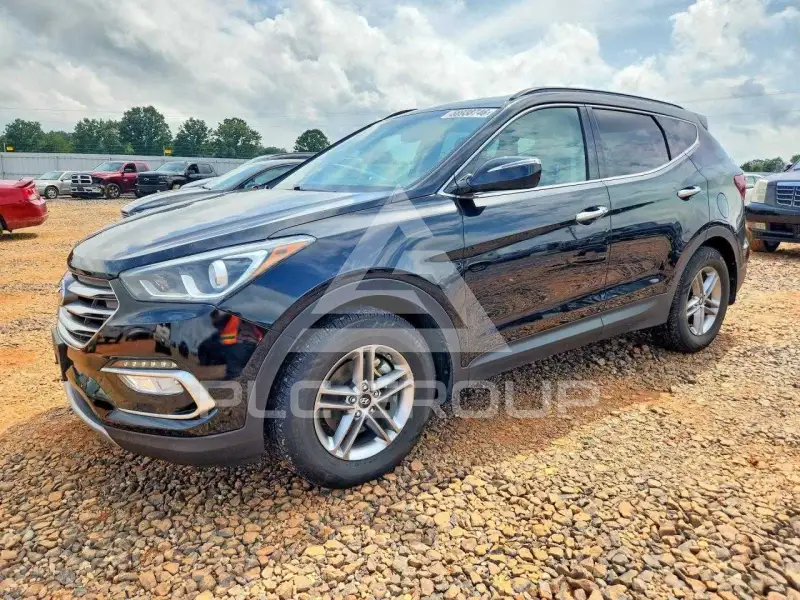2017 Hyundai Santa Fe photo
