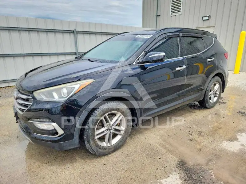 2017 Hyundai Santa Fe photo