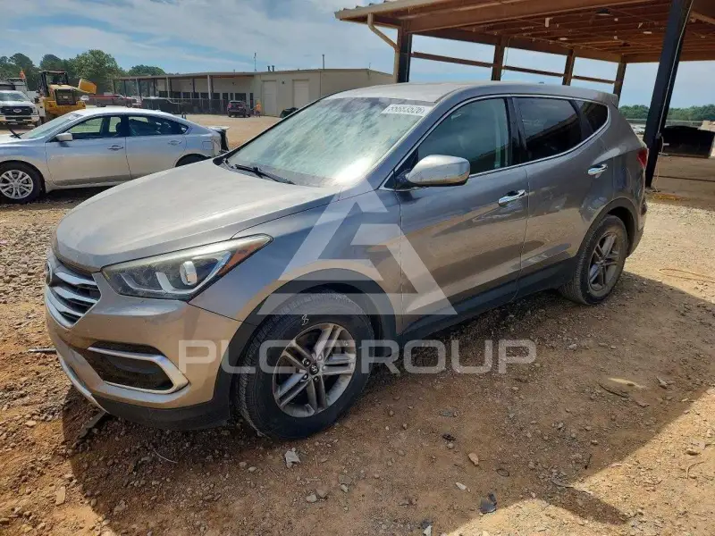 2017 Hyundai Santa Fe photo