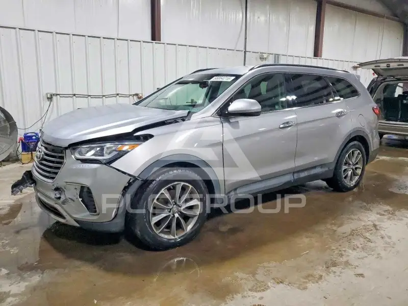 2017 Hyundai Santa Fe photo