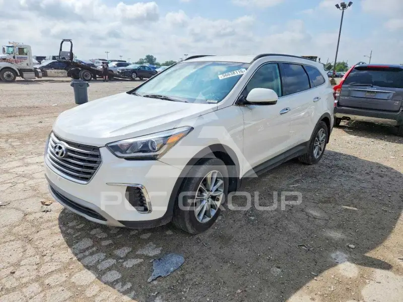 2017 Hyundai Santa Fe photo