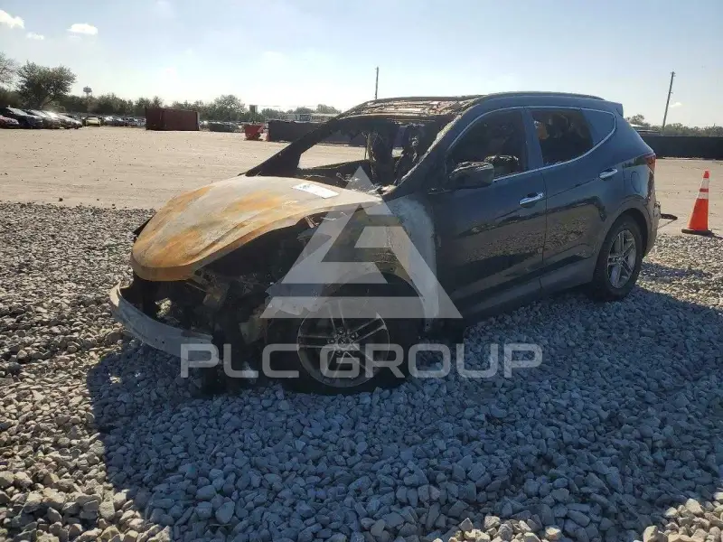 2017 Hyundai Santa Fe photo